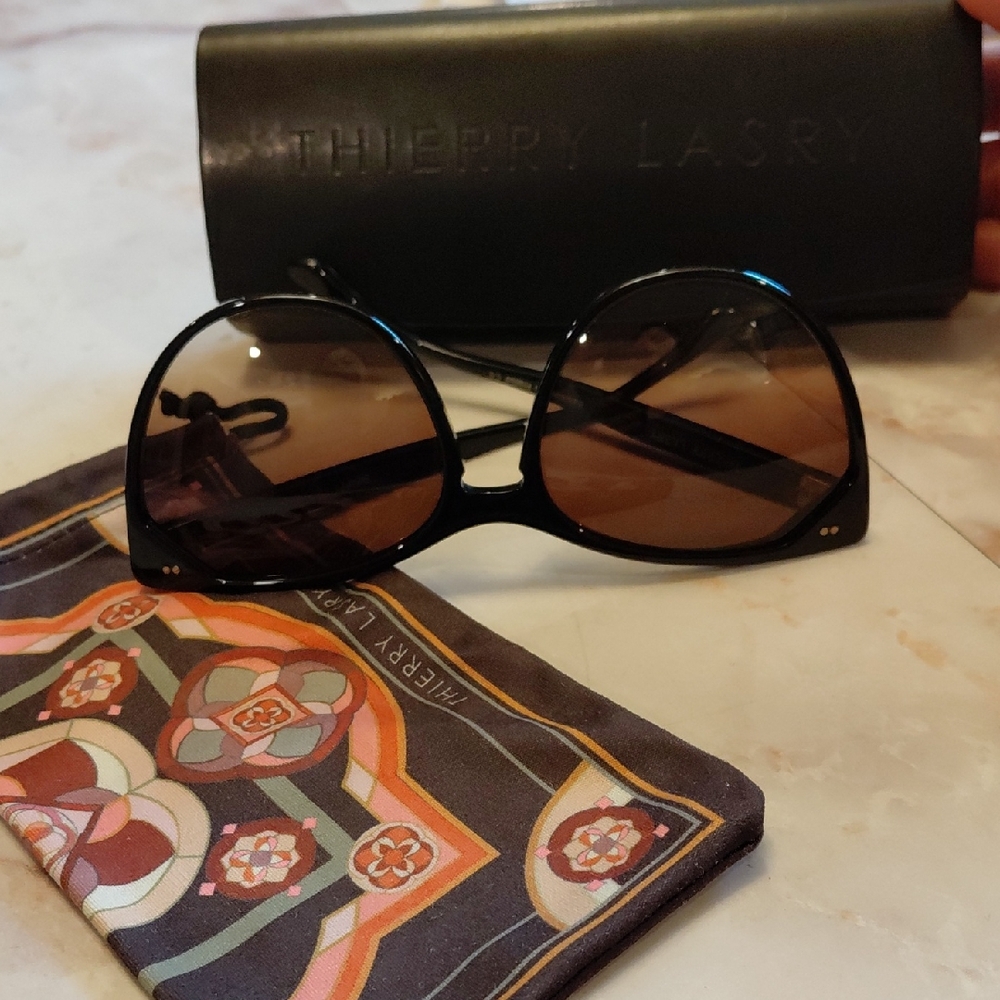 Thierry Lasry Black and Brown Cat eye Sunglasses